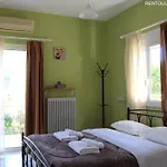 Apartment Rentoulia Poulithra