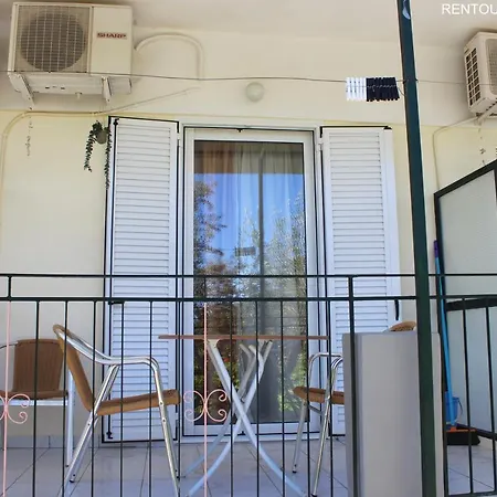 Rentoulia Apartmán *