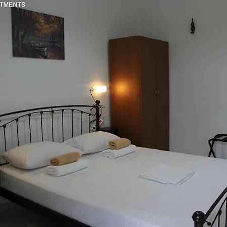 Rentoulia Apartment