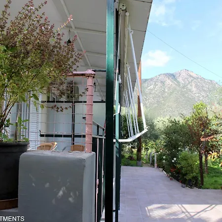 Rentoulia * Poúlithra